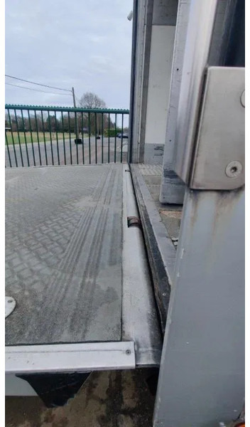 Dhollandia Laadklep / Achtersluitklep 2000 kg MBB / Palfinger / B.A.R. Cargolift - Tail lift: picture 3 Dhollandia Laadklep / Achtersluitklep 2000 kg MBB / Palfinger / B.A.R. Cargolift - Tail lift: picture 3