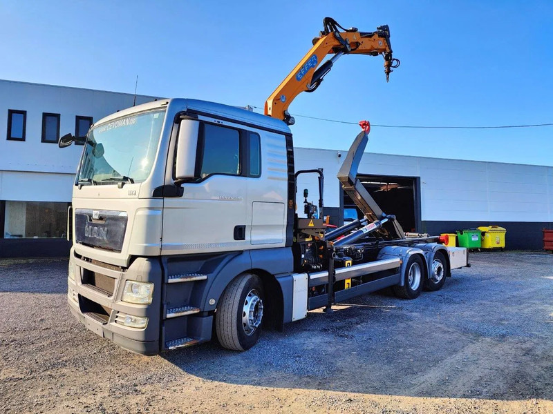 MAN TGX 26.400 6x2 Euro5 Container LEEBUR + Crane Effer 145 - Hook lift truck, Crane truck: picture 1 MAN TGX 26.400 6x2 Euro5 Container LEEBUR + Crane Effer 145 - Hook lift truck, Crane truck: picture 1