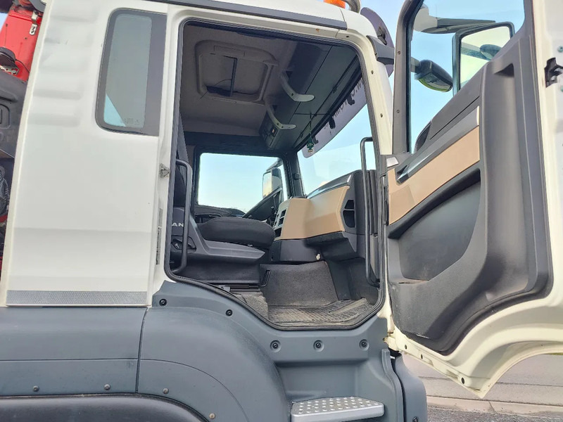 Tipper, Crane truck MAN Tridem 8x4 Euro6 Kipper Kraan Fassi F365: picture 20 Tipper, Crane truck MAN Tridem 8x4 Euro6 Kipper Kraan Fassi F365: picture 20