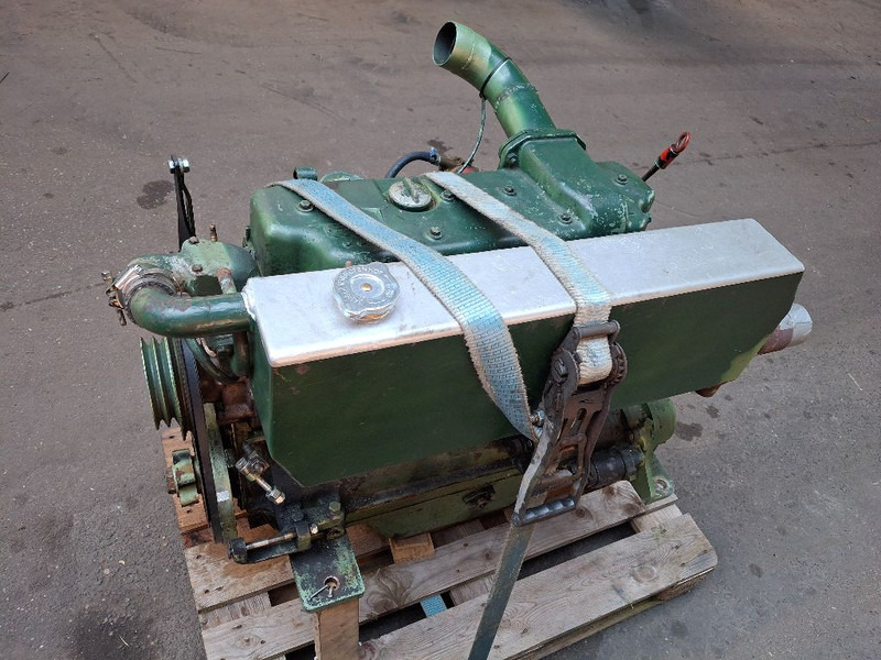 Mercedes-Benz OM352 - Engine: picture 3 Mercedes-Benz OM352 - Engine: picture 3