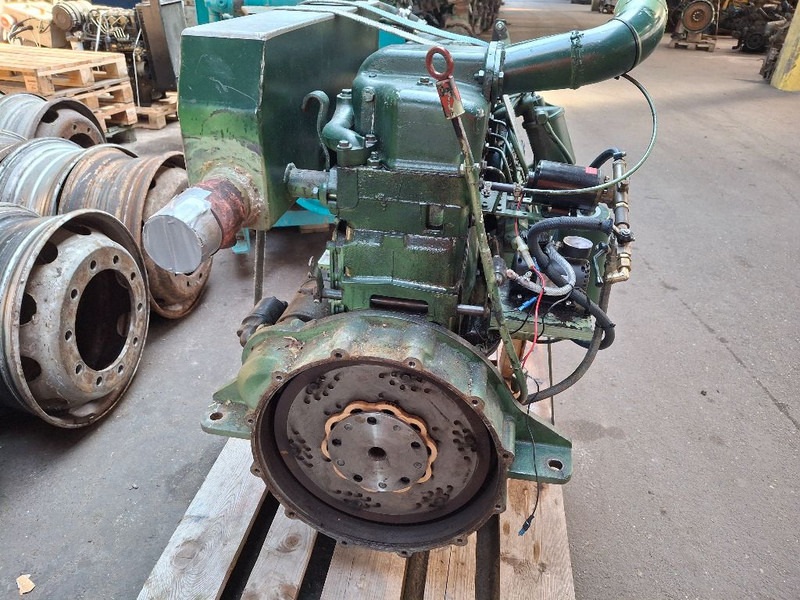 Mercedes-Benz OM352 - Engine: picture 5 Mercedes-Benz OM352 - Engine: picture 5