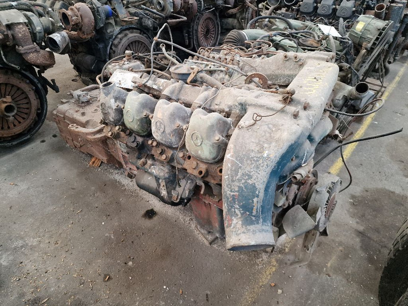 Mercedes-Benz OM402 - Engine: picture 2 Mercedes-Benz OM402 - Engine: picture 2