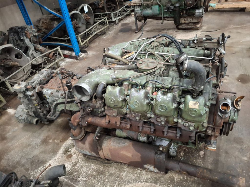 Mercedes-Benz OM422 - Engine: picture 3 Mercedes-Benz OM422 - Engine: picture 3