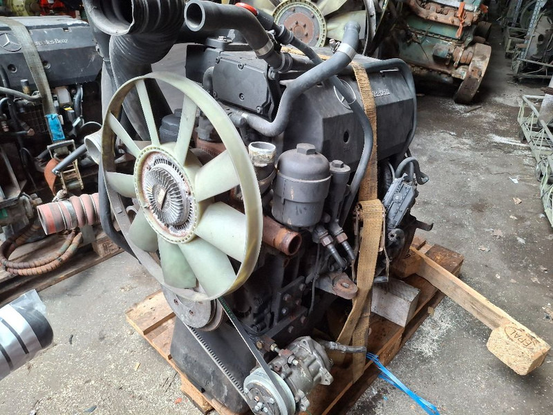 Mercedes-Benz OM904LA - Engine: picture 1 Mercedes-Benz OM904LA - Engine: picture 1