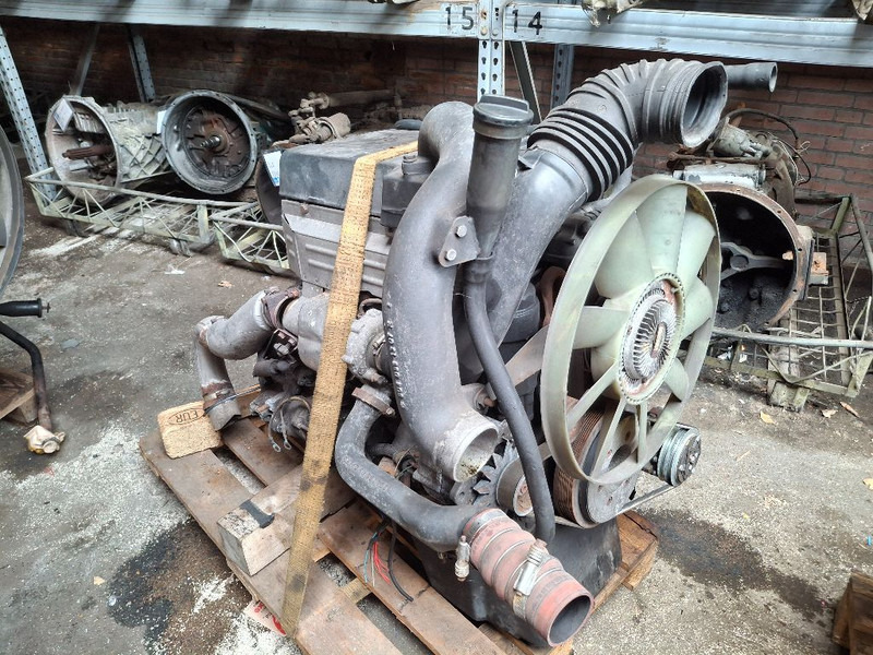 Mercedes-Benz OM904LA - Engine: picture 5 Mercedes-Benz OM904LA - Engine: picture 5