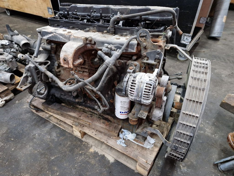 PACCAR  - Engine: picture 3 PACCAR  - Engine: picture 3