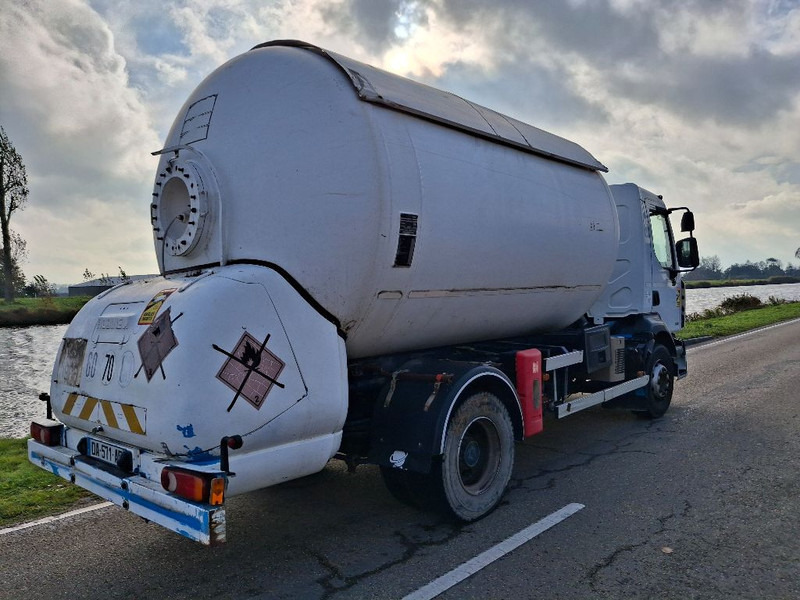 Renault MIDLUM 220 GAS / LPG - Tank truck: picture 5 Renault MIDLUM 220 GAS / LPG - Tank truck: picture 5