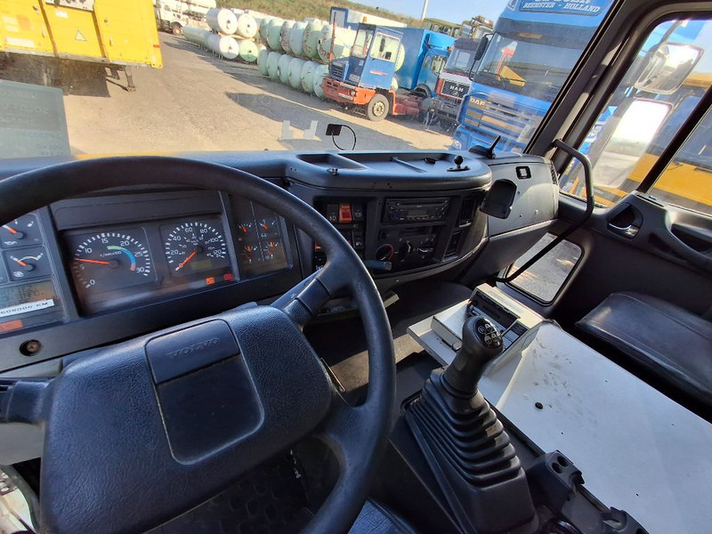 Volvo FL 250 GAS / LPG - Tank truck: picture 5 Volvo FL 250 GAS / LPG - Tank truck: picture 5