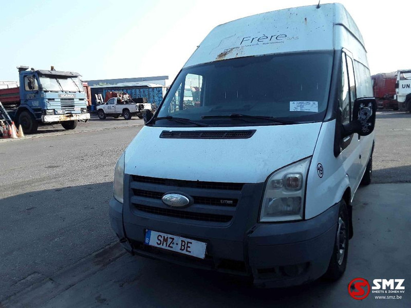 Ford Transit does not start / for parts / pour pièces - Box van: picture 2 Ford Transit does not start / for parts / pour pièces - Box van: picture 2