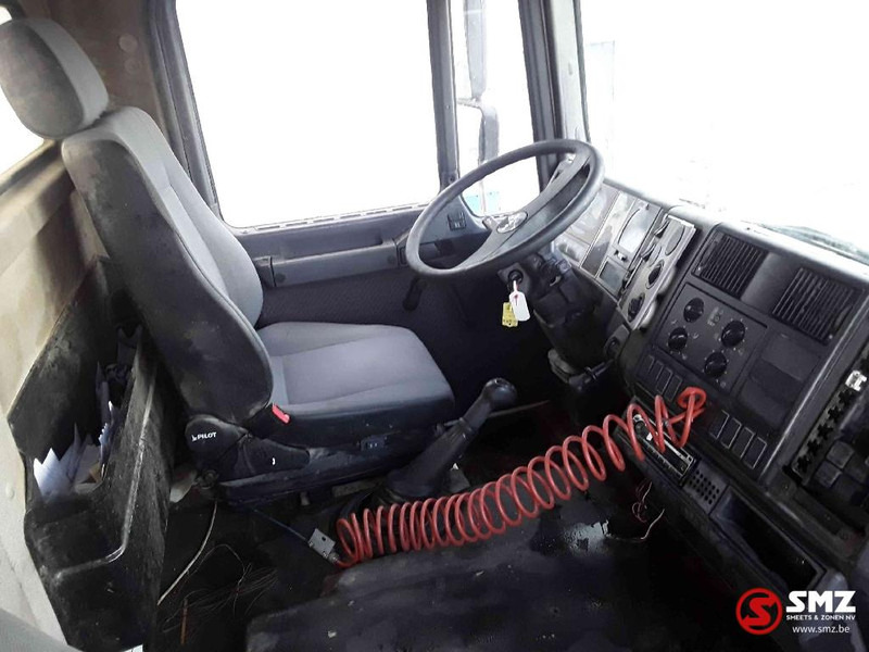 Interior photo 1: Tipper MAN 41.414 francais french