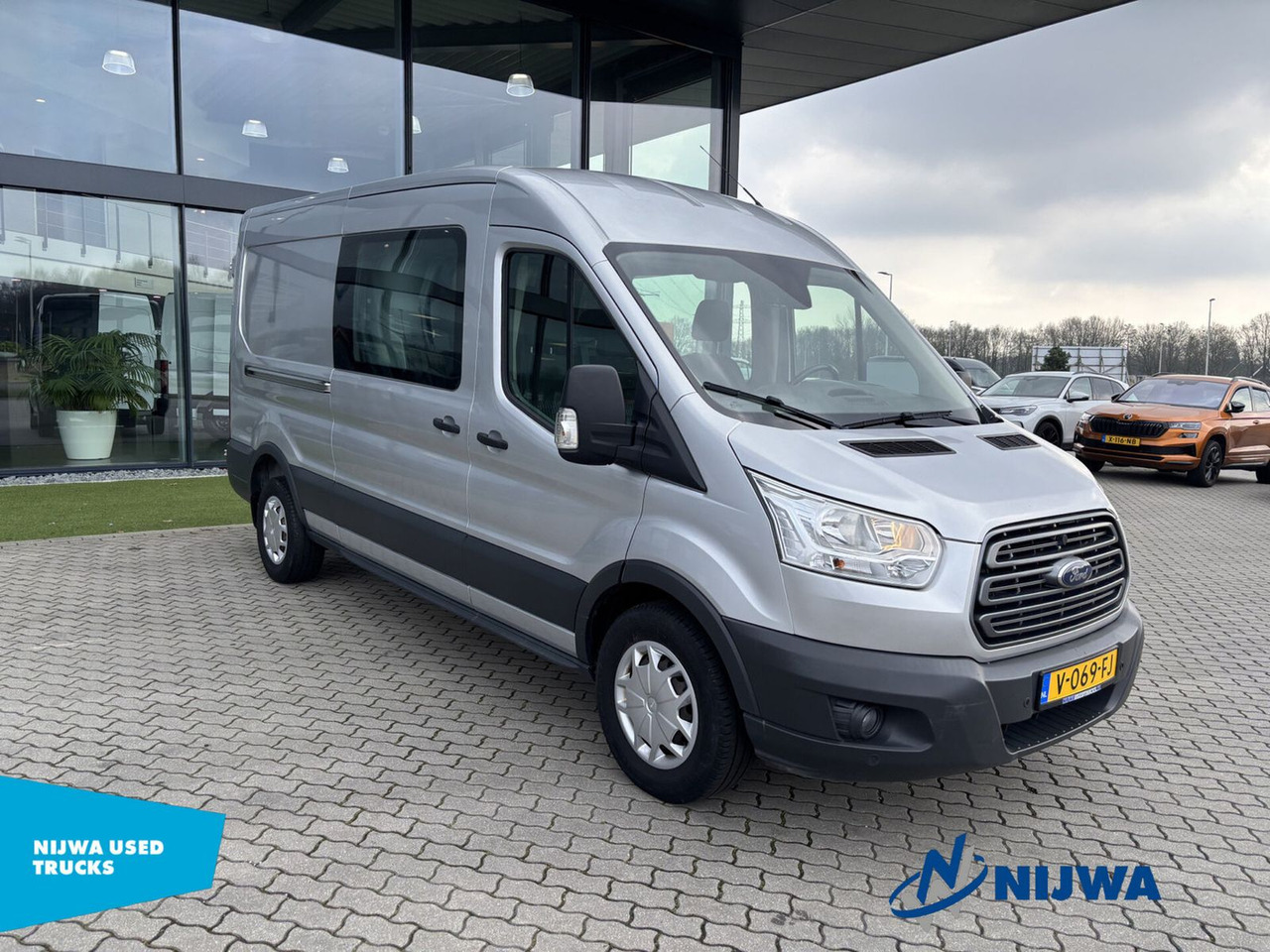 Ford Transit 130 L3H2 Dubbele cabine + Trekhaak - Small van, Combi van: picture 2 Ford Transit 130 L3H2 Dubbele cabine + Trekhaak - Small van, Combi van: picture 2