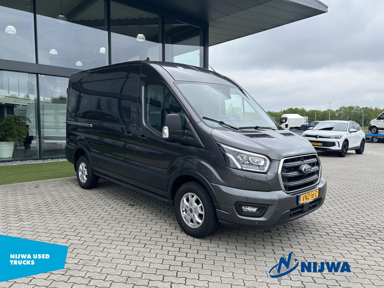 Ford Transit 350 L2H3 Limited Trekhaak + Navigatie - Panel van: picture 2 Ford Transit 350 L2H3 Limited Trekhaak + Navigatie - Panel van: picture 2