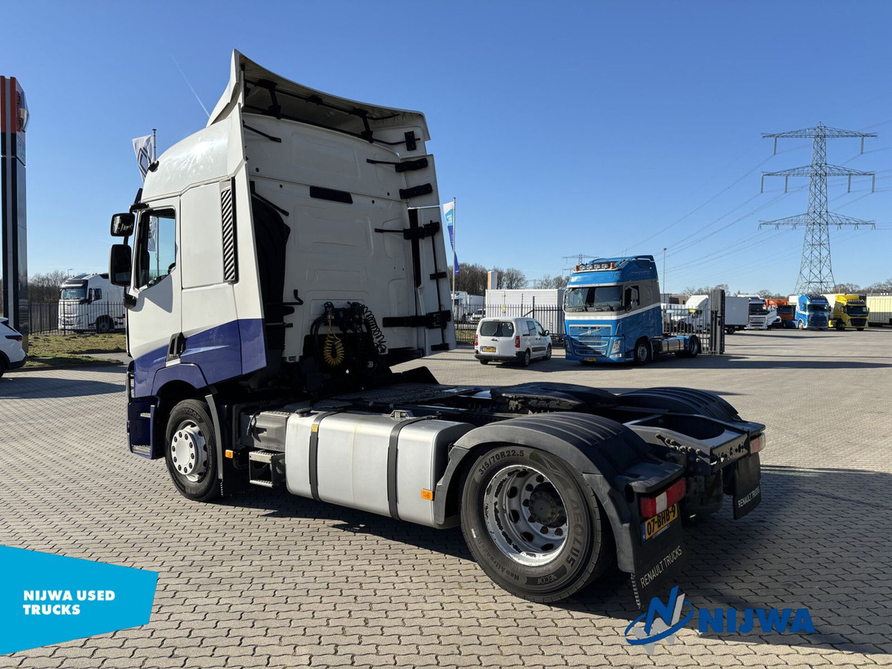 Renault T 460 4x2 Standkachel + Koelkast - Tractor unit: picture 4 Renault T 460 4x2 Standkachel + Koelkast - Tractor unit: picture 4