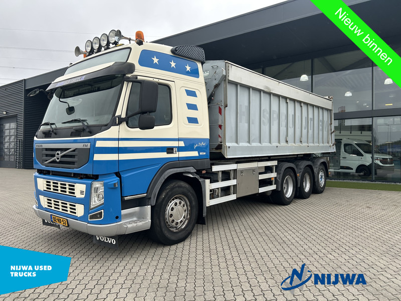 Volvo FM 410 8X4 Hyvalift haakarm - Hook lift truck: picture 1 Volvo FM 410 8X4 Hyvalift haakarm - Hook lift truck: picture 1