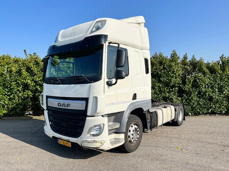DAF CF 400 FT SC Euro6 - Tractor unit: picture 2 DAF CF 400 FT SC Euro6 - Tractor unit: picture 2