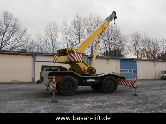 Coles Cranes Coles Cranes - Crane truck: picture 3 Coles Cranes Coles Cranes - Crane truck: picture 3