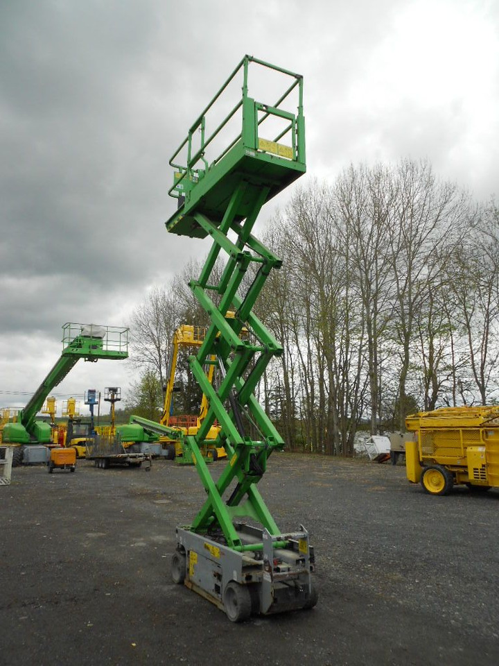 Genie GS 1932, Batterien 2024, Scherenbühne Genie 8 m - Truck mounted aerial platform: picture 4 Genie GS 1932, Batterien 2024, Scherenbühne Genie 8 m - Truck mounted aerial platform: picture 4