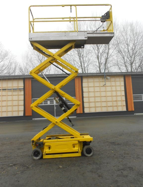 JLG JLG 1930 ES, Scherenarbeitsbühne AH 8 m - Scissor lift: picture 1 JLG JLG 1930 ES, Scherenarbeitsbühne AH 8 m - Scissor lift: picture 1