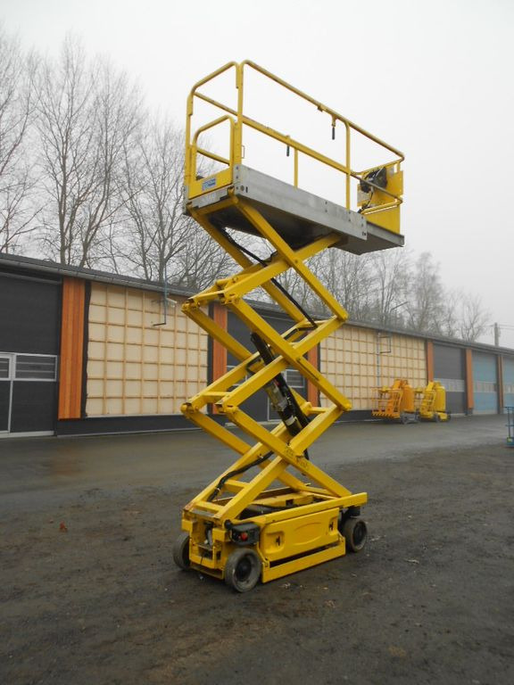 JLG JLG 1930 ES, Scherenarbeitsbühne AH 8 m - Scissor lift: picture 2 JLG JLG 1930 ES, Scherenarbeitsbühne AH 8 m - Scissor lift: picture 2