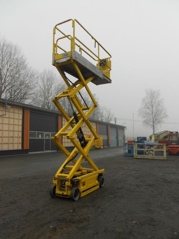 JLG JLG 1930 ES, Scherenarbeitsbühne AH 8 m - Scissor lift: picture 2 JLG JLG 1930 ES, Scherenarbeitsbühne AH 8 m - Scissor lift: picture 2
