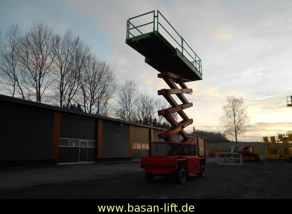 Liftlux SL172-18E2WD, Scherenbühne 19,2 m Liftlux SL172-18E2WD, Scherenbühne 19,2 m - Scissor lift: picture 2 Liftlux SL172-18E2WD, Scherenbühne 19,2 m Liftlux SL172-18E2WD, Scherenbühne 19,2 m - Scissor lift: picture 2