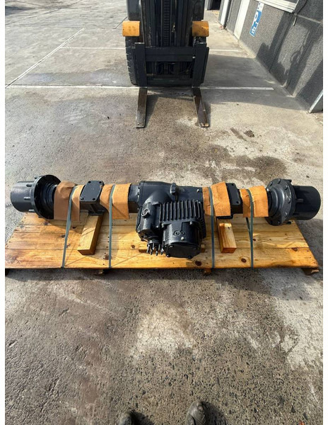 Komatsu WA100M-8 REAR AXLE ASSEMBLY 42W-23-51110 - Axle and parts for Construction machinery: picture 1 Komatsu WA100M-8 REAR AXLE ASSEMBLY 42W-23-51110 - Axle and parts for Construction machinery: picture 1