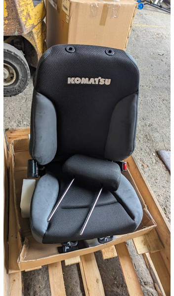 Komatsu WA380-8 SEAT ASS'Y 421-S33-6790 - Cab and interior for Construction machinery: picture 1 Komatsu WA380-8 SEAT ASS'Y 421-S33-6790 - Cab and interior for Construction machinery: picture 1