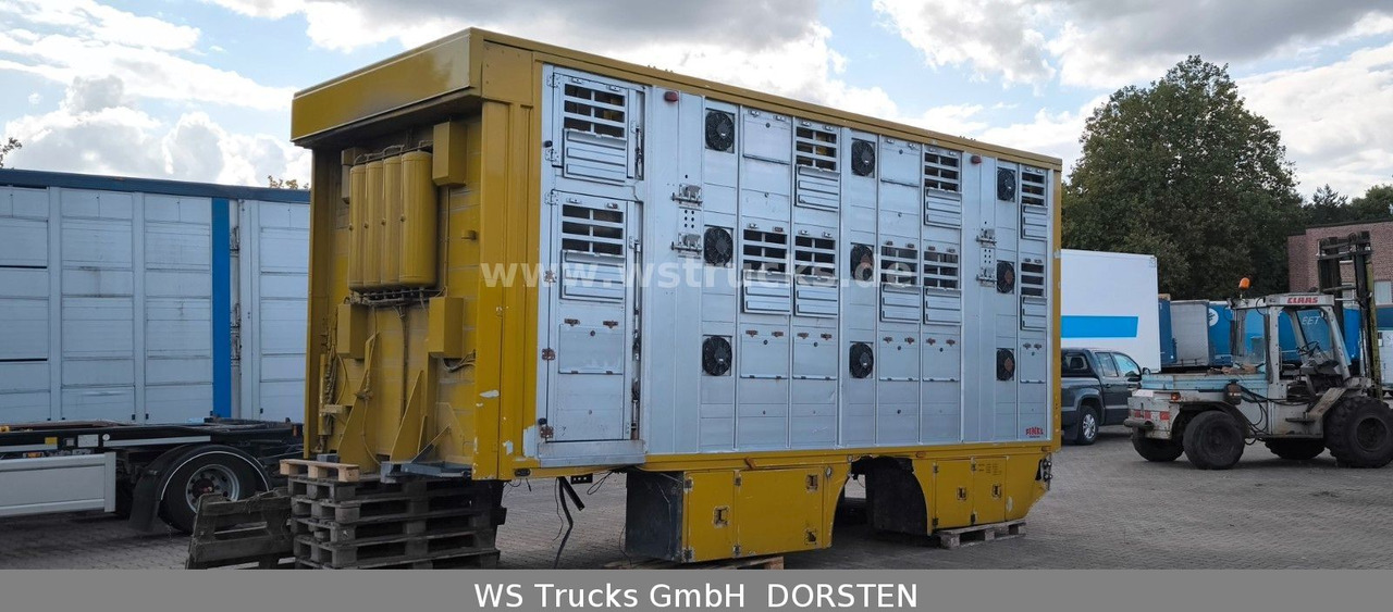 Finkl 2 Stock Viehaufbau Hubdach - Horse truck: picture 3 Finkl 2 Stock Viehaufbau Hubdach - Horse truck: picture 3
