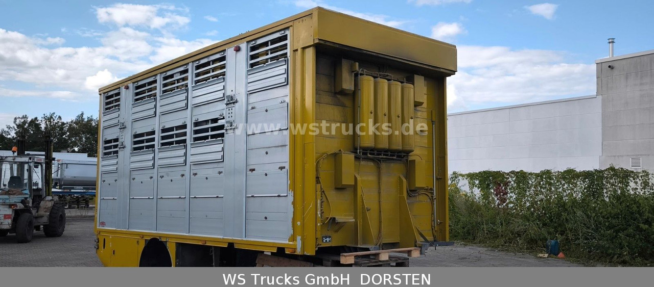 Finkl 2 Stock Viehaufbau Hubdach - Horse truck: picture 4 Finkl 2 Stock Viehaufbau Hubdach - Horse truck: picture 4