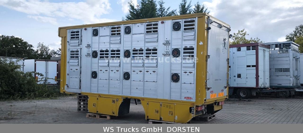 Finkl 2 Stock Viehaufbau Hubdach - Horse truck: picture 2 Finkl 2 Stock Viehaufbau Hubdach - Horse truck: picture 2