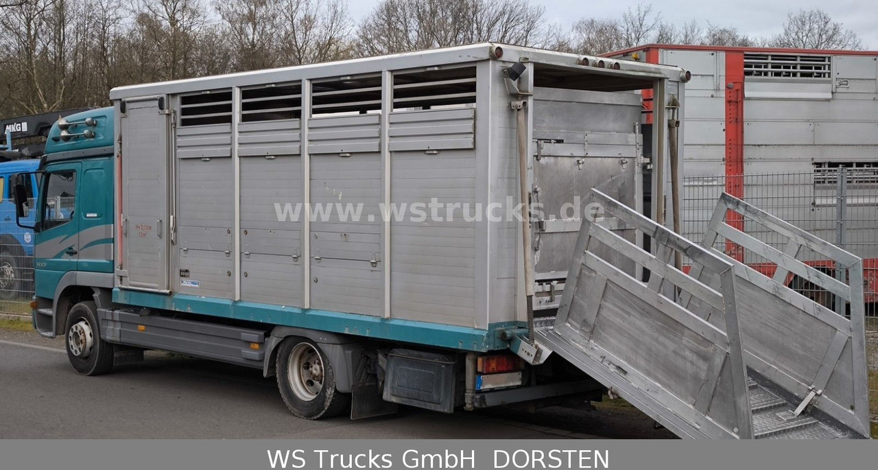 Mercedes-Benz Atego 1223 1 Stock Hohe Gitter !SEHR GEPFLEGT! - Horse truck: picture 5 Mercedes-Benz Atego 1223 1 Stock Hohe Gitter !SEHR GEPFLEGT! - Horse truck: picture 5
