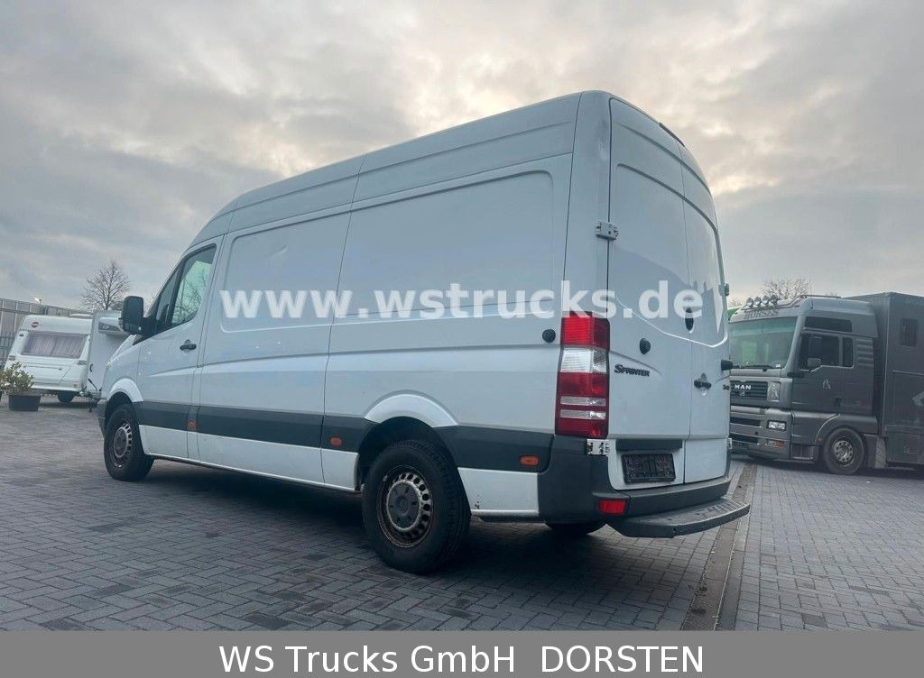 Mercedes-Benz Sprinter II Kasten 216 CDI Hoch/Lang - Car: picture 2 Mercedes-Benz Sprinter II Kasten 216 CDI Hoch/Lang - Car: picture 2