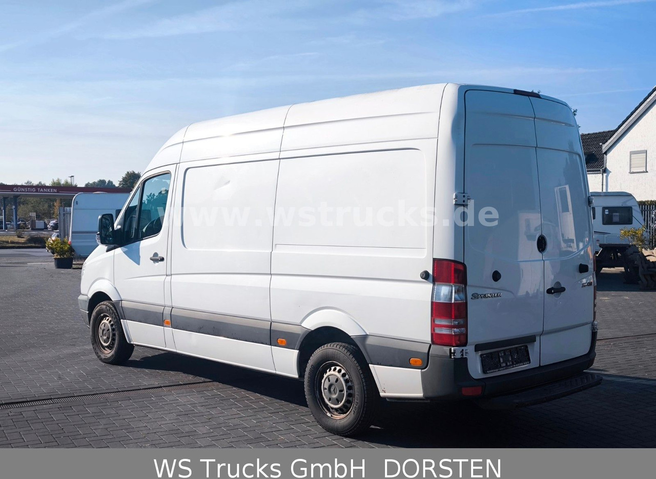 Mercedes-Benz Sprinter II Kasten 216 CDI Hoch/Lang - Car: picture 4 Mercedes-Benz Sprinter II Kasten 216 CDI Hoch/Lang - Car: picture 4
