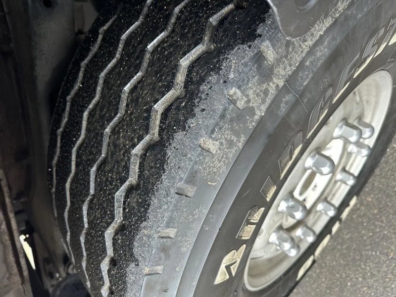 Krone Cool Liner 2 - Achs CITYSATTEL*Lenkachse*Carrier 1300*TÜV NEU!! - Refrigerator semi-trailer: picture 5 Krone Cool Liner 2 - Achs CITYSATTEL*Lenkachse*Carrier 1300*TÜV NEU!! - Refrigerator semi-trailer: picture 5