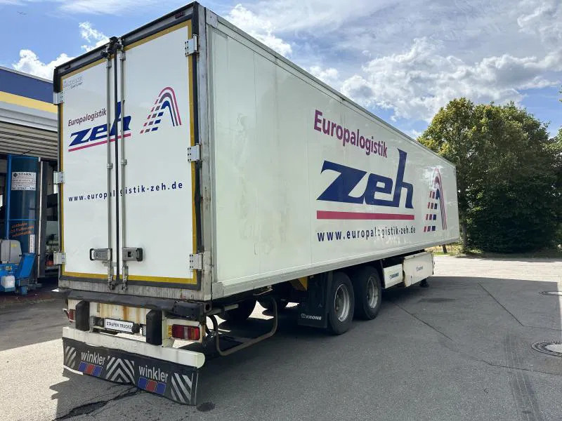 Krone Cool Liner Steel Cool Liner Steel 2-Achs Tiefkühl TK SLX 200 - Refrigerator semi-trailer: picture 3 Krone Cool Liner Steel Cool Liner Steel 2-Achs Tiefkühl TK SLX 200 - Refrigerator semi-trailer: picture 3