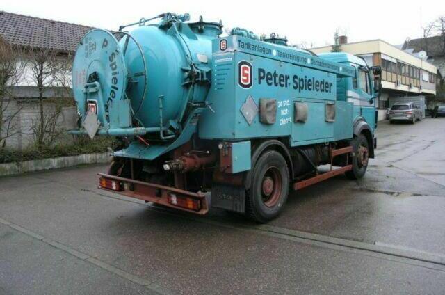 Mercedes SK 1824 ASSMANN SAUG SPÜL A3 TANK KOMBIFZ - Vacuum truck: picture 4 Mercedes SK 1824 ASSMANN SAUG SPÜL A3 TANK KOMBIFZ - Vacuum truck: picture 4