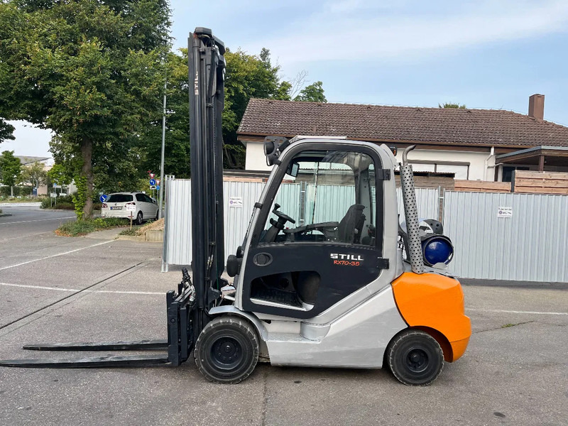 Still RX70-35*Gas*Triplex*hoch*Seitenschieber*Zinkenverstellung - Forklift: picture 1 Still RX70-35*Gas*Triplex*hoch*Seitenschieber*Zinkenverstellung - Forklift: picture 1