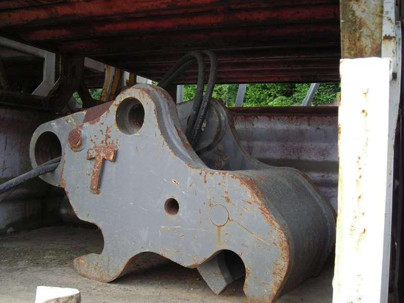 LIEBHERR HYDRO CW32 - Quick coupler for Construction machinery: picture 1 LIEBHERR HYDRO CW32 - Quick coupler for Construction machinery: picture 1