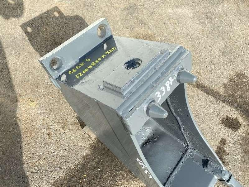 MECALAC 340mm - séries 8 / 10 / 11 et 12 - Excavator bucket for Construction machinery: picture 4 MECALAC 340mm - séries 8 / 10 / 11 et 12 - Excavator bucket for Construction machinery: picture 4