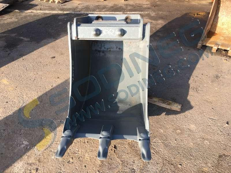 MECALAC 600mm - series 8 / 10 / 11 et 12 - Excavator bucket for Construction machinery: picture 3 MECALAC 600mm - series 8 / 10 / 11 et 12 - Excavator bucket for Construction machinery: picture 3
