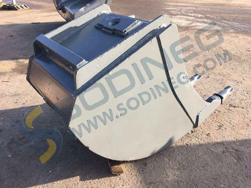 MECALAC 600mm - series 8 / 10 / 11 et 12 - Excavator bucket for Construction machinery: picture 5 MECALAC 600mm - series 8 / 10 / 11 et 12 - Excavator bucket for Construction machinery: picture 5