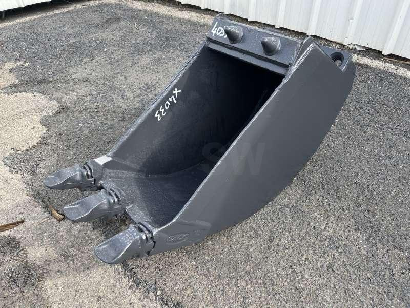 MECALAC serie 12 - 450mm - Excavator bucket for Construction machinery: picture 1 MECALAC serie 12 - 450mm - Excavator bucket for Construction machinery: picture 1
