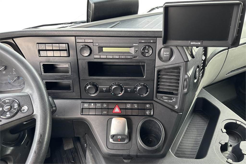 Box truck Mercedes-Benz ACTROS 1827 5 KSA-kori +PL: picture 12