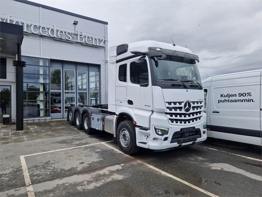Mercedes-Benz Arocs 5 3253 8x4 L NLA MULTILIFT 24SL 5800 - Hook lift truck: picture 1 Mercedes-Benz Arocs 5 3253 8x4 L NLA MULTILIFT 24SL 5800 - Hook lift truck: picture 1