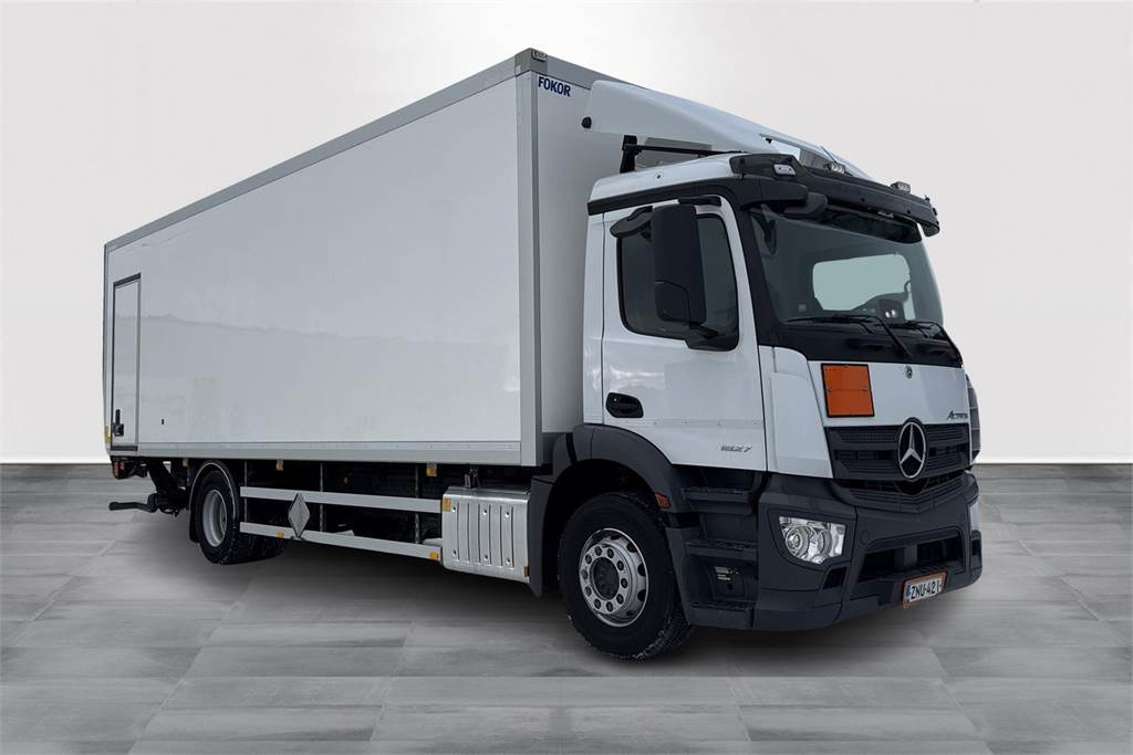 Mercedes-Benz ACTROS 1827 5 Ksa-kori - Tractor unit: picture 3 Mercedes-Benz ACTROS 1827 5 Ksa-kori - Tractor unit: picture 3