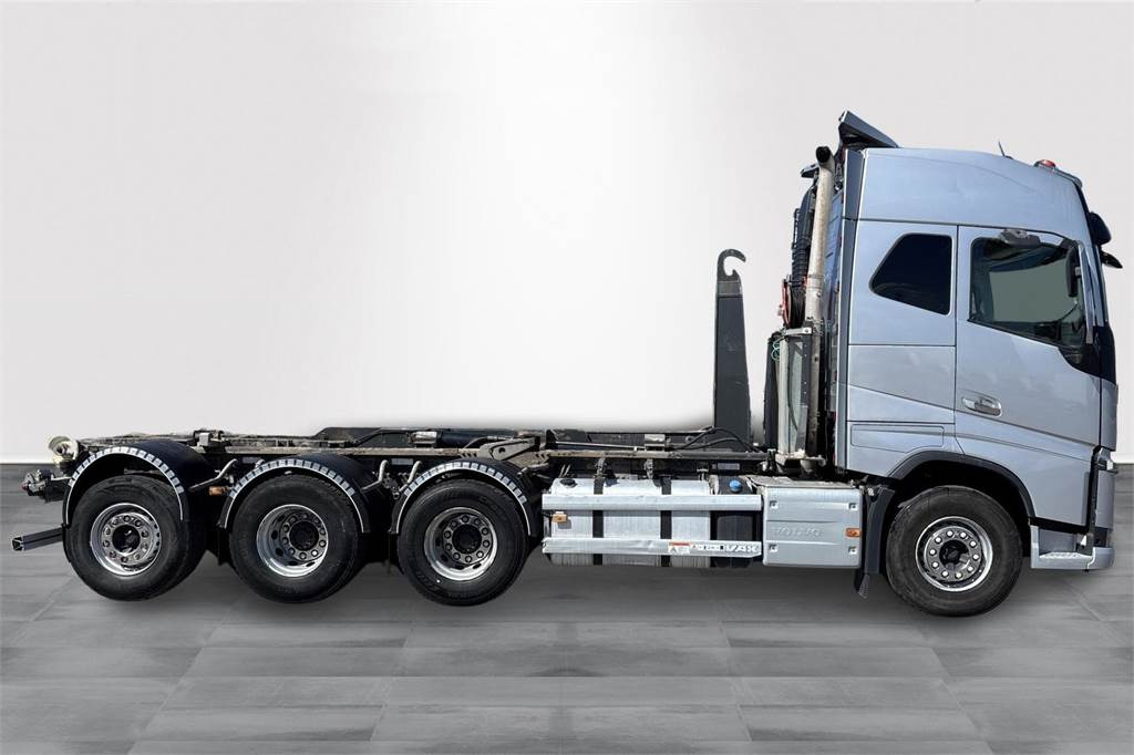 Volvo FH 16 650 - Hook lift truck: picture 4 Volvo FH 16 650 - Hook lift truck: picture 4
