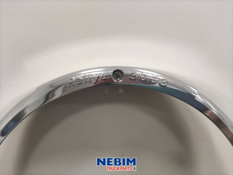 Hella Hella - UI9AG168666011 - Glasrand verchr. Hella 3003 - Spare parts for Truck: picture 2 Hella Hella - UI9AG168666011 - Glasrand verchr. Hella 3003 - Spare parts for Truck: picture 2