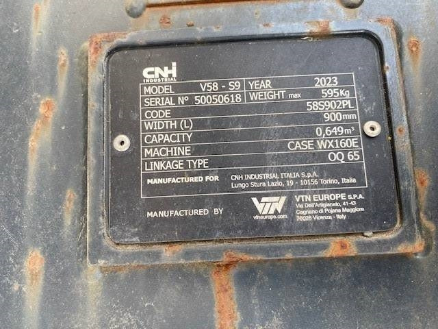 VTN (12005498) 0.90 m Tieflöffel / bucket OQ 65 - Attachment for Construction machinery: picture 3 VTN (12005498) 0.90 m Tieflöffel / bucket OQ 65 - Attachment for Construction machinery: picture 3