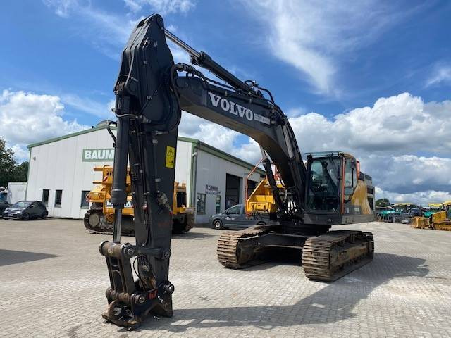 Volvo EC 380 E NL MIETE / RENTAL (12001130) - Crawler excavator: picture 1 Volvo EC 380 E NL MIETE / RENTAL (12001130) - Crawler excavator: picture 1