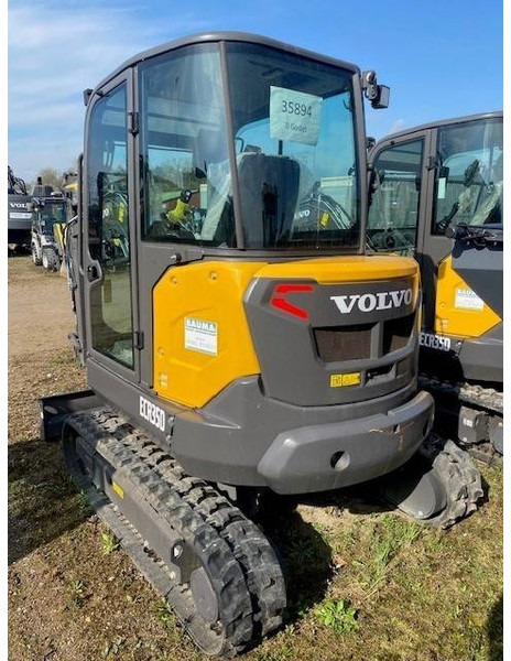 Volvo ECR 35 D MIETE / RENTAL (12002078) - Mini excavator: picture 3 Volvo ECR 35 D MIETE / RENTAL (12002078) - Mini excavator: picture 3